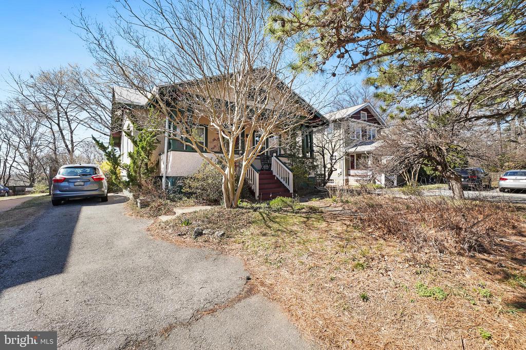 433 Ethan Allen Ave