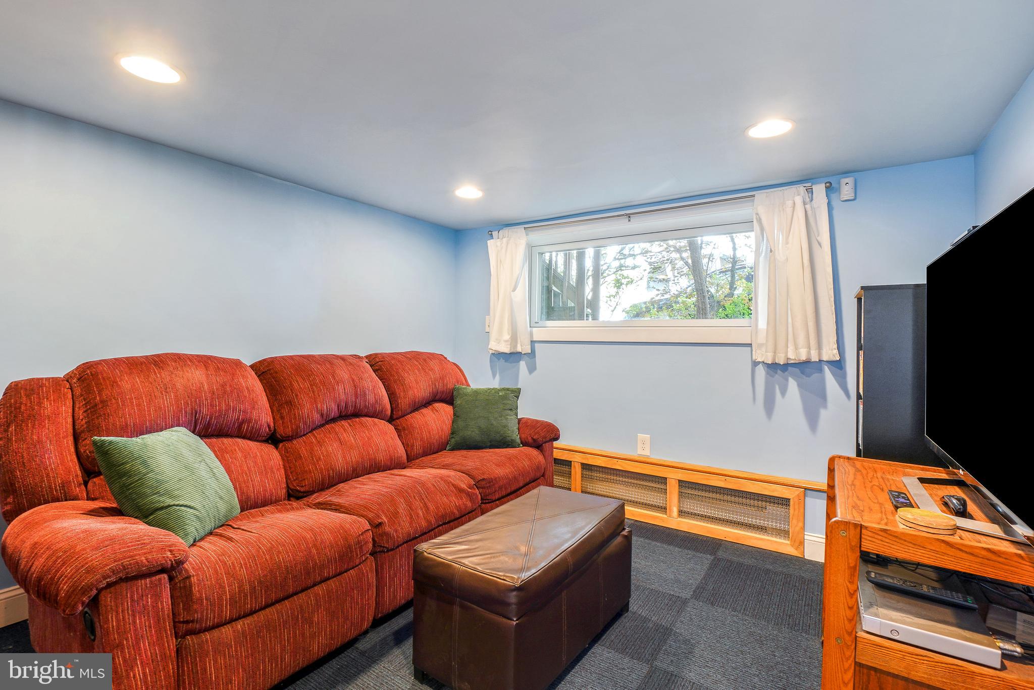 433 Ethan Allen Ave