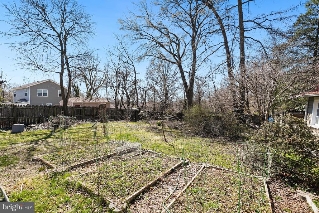 433 Ethan Allen Ave