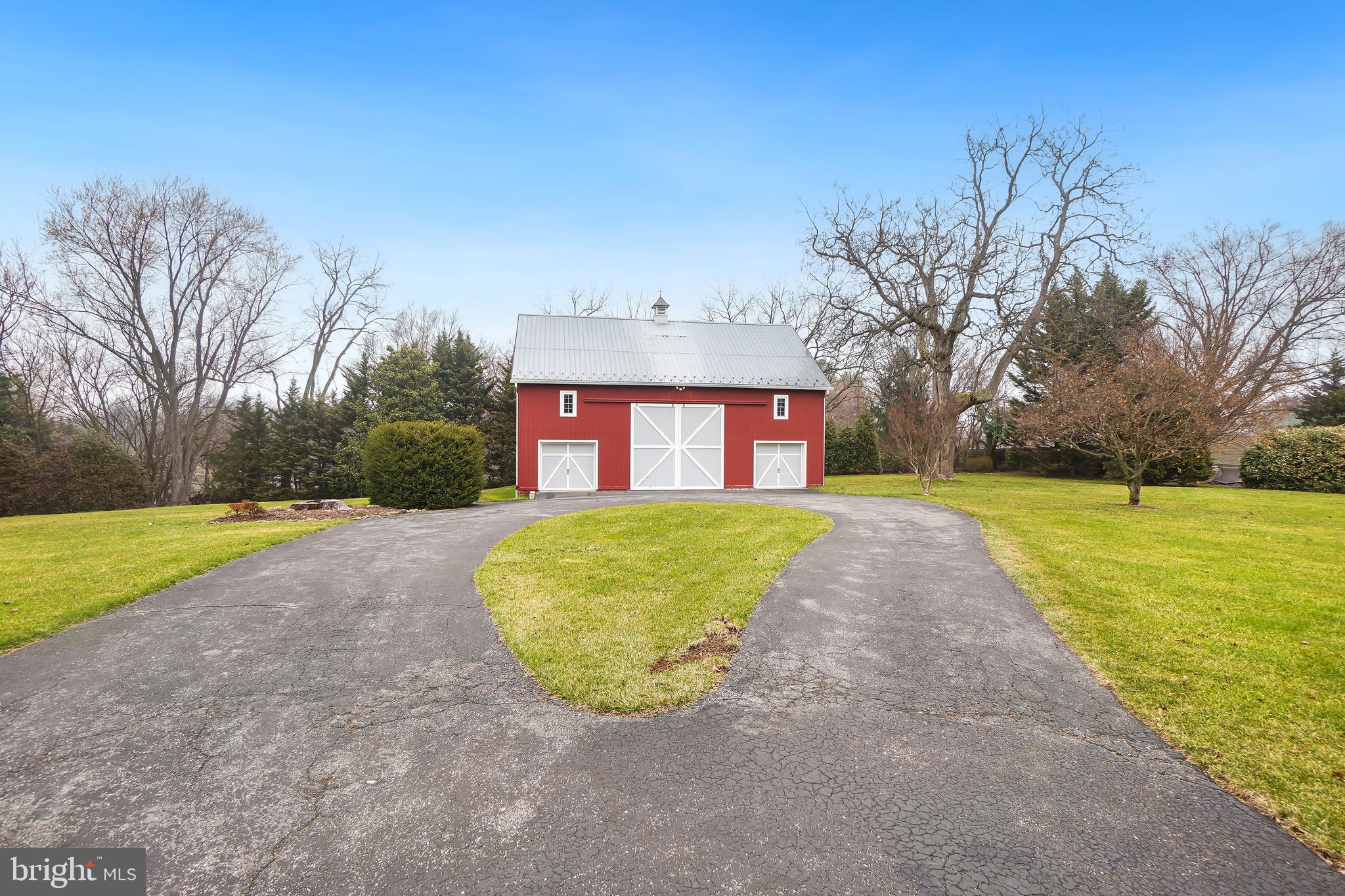 8901 Damascus Rd