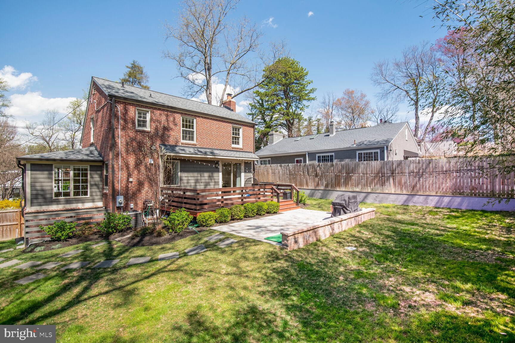 10208 Capitol View Ave