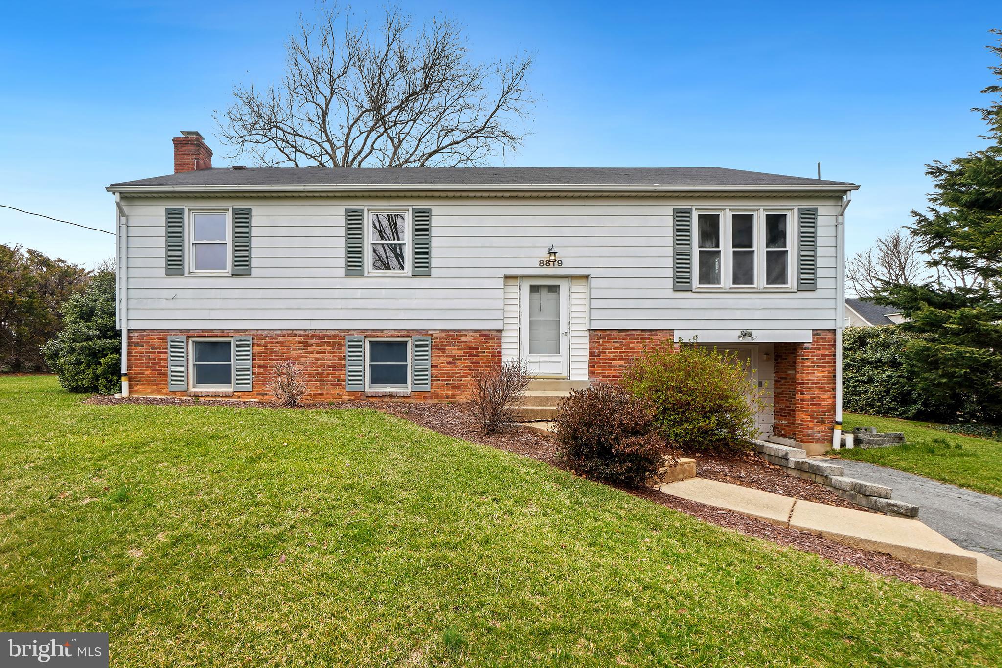 8819 Damascus Rd