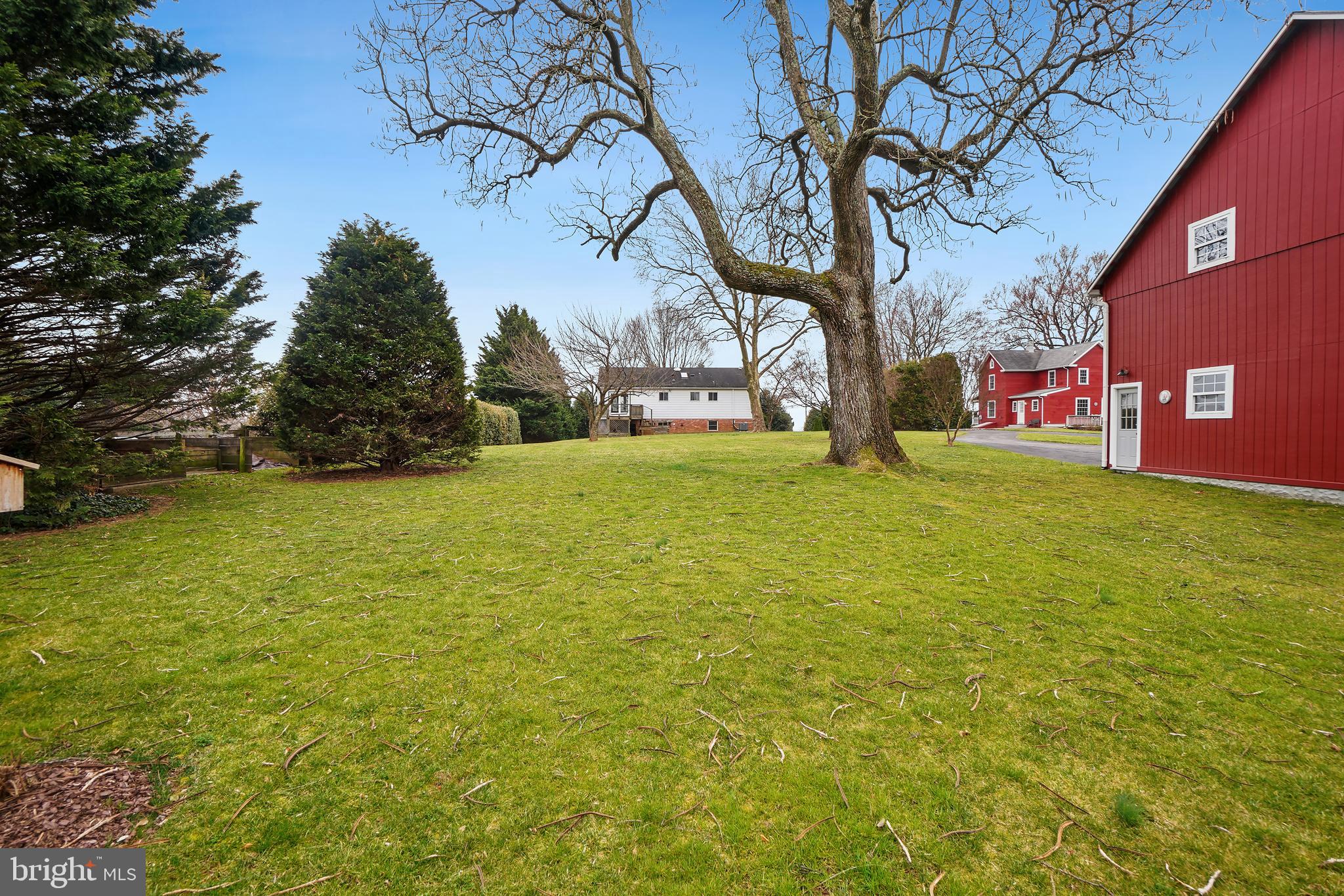 8819 Damascus Rd