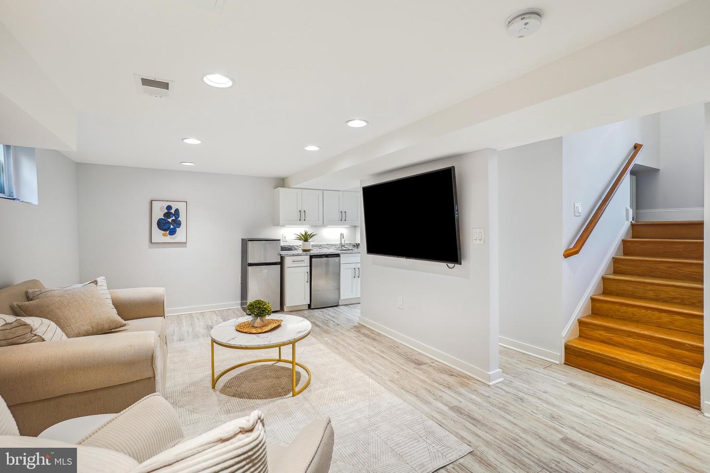 7812 Takoma Ave