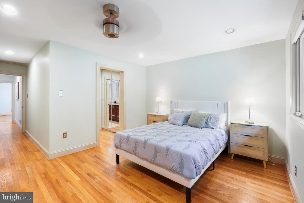 9131 SLIGO CREEK PARKWAY