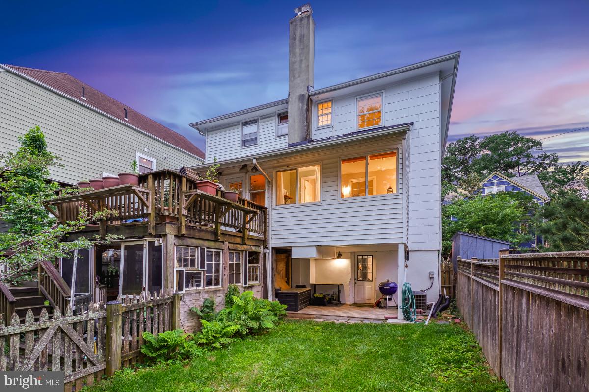 6809 Allegheny Ave