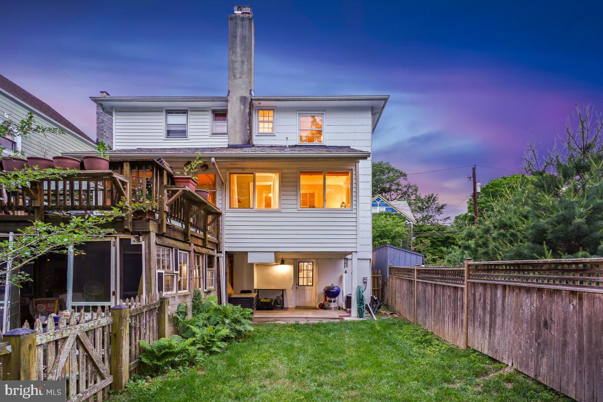 6809 Allegheny Ave