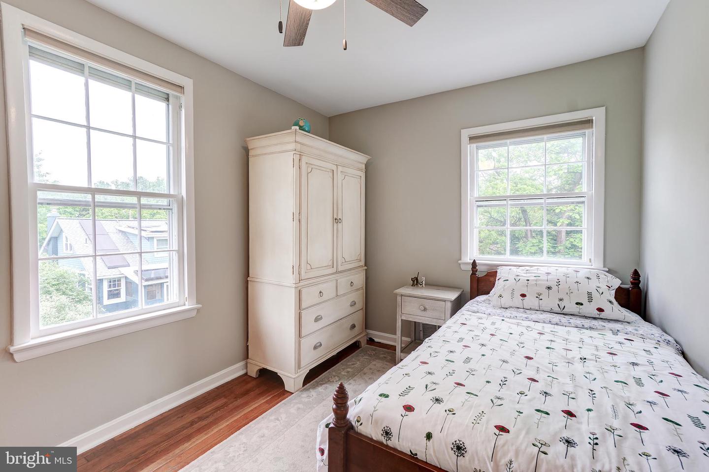 6809 Allegheny Ave