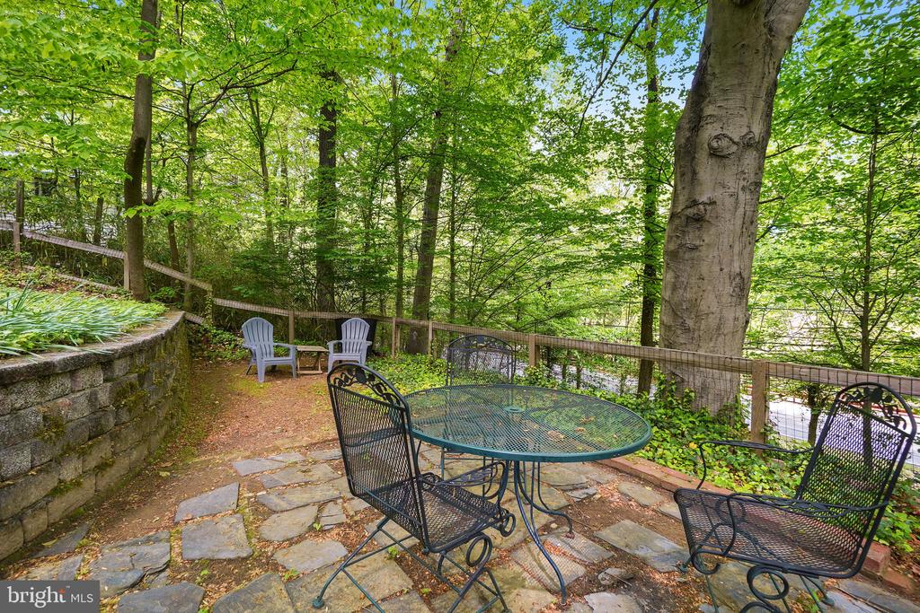 925 Sligo Creek Pkwy