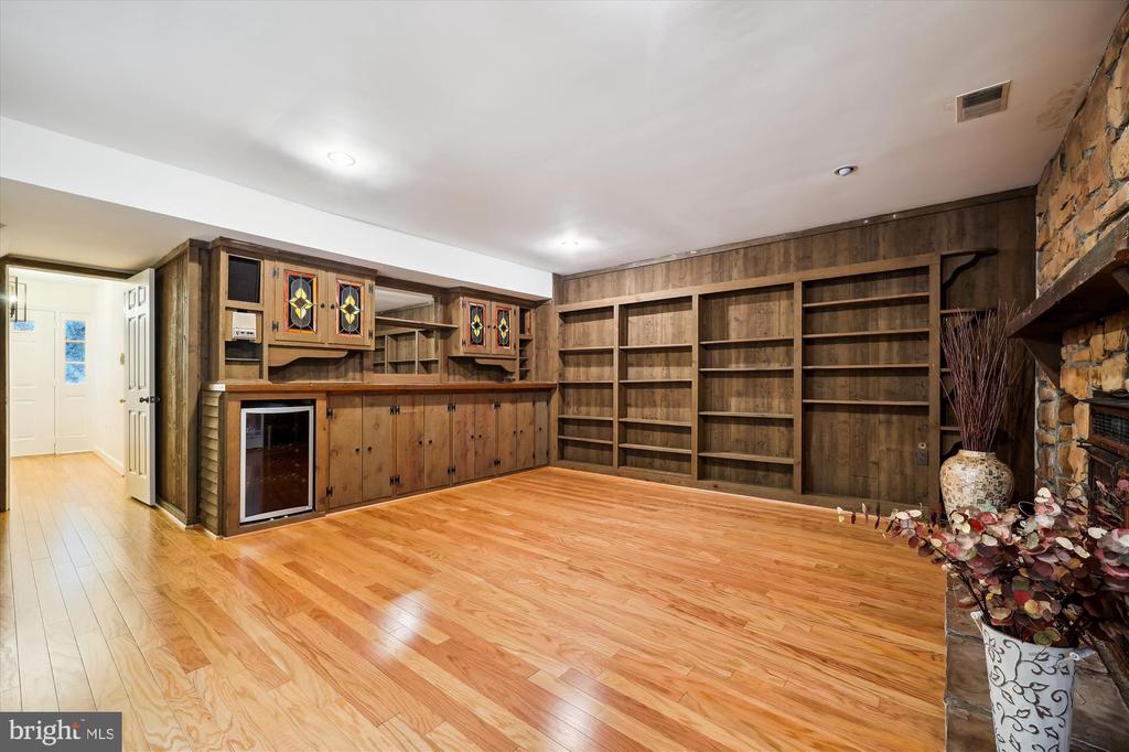 10941 Pebble Run Dr