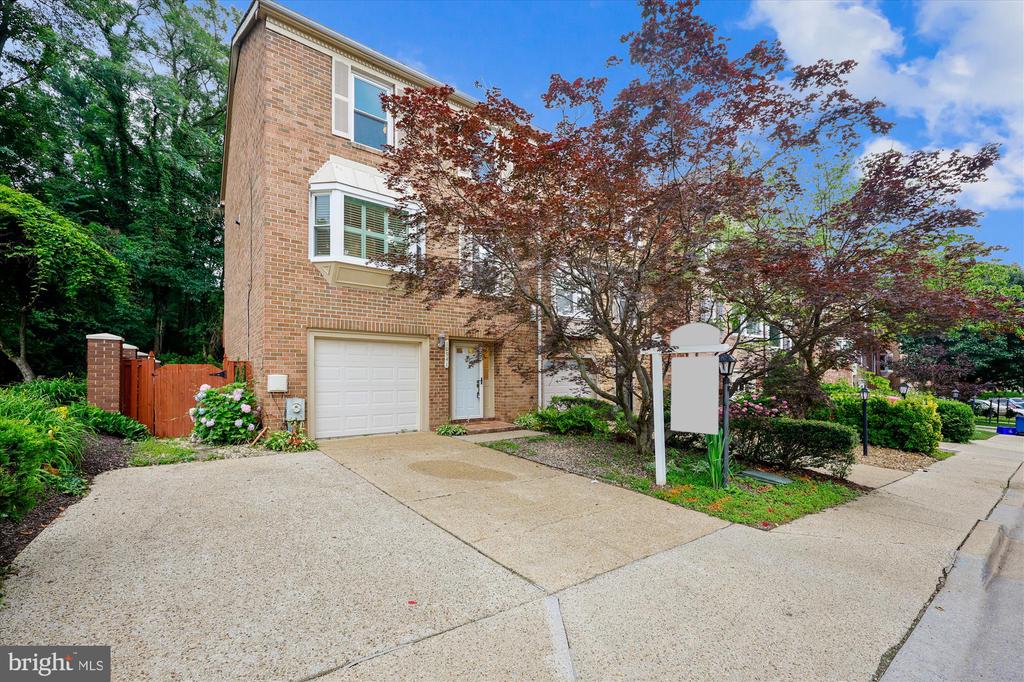 10941 Pebble Run Dr