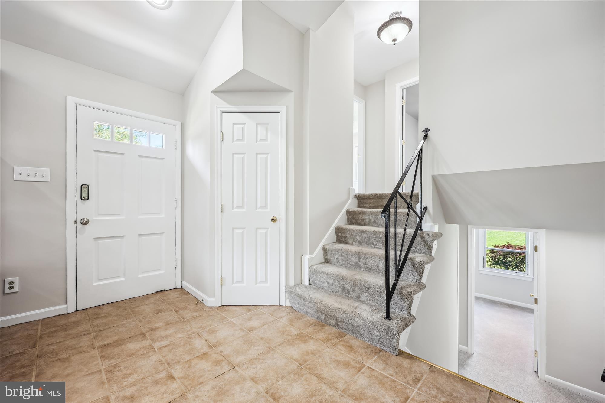 10711 Huntwood Dr