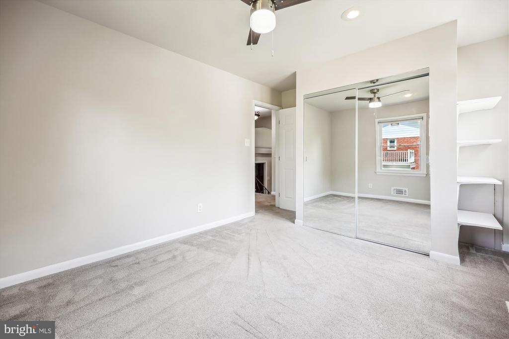 10711 Huntwood Dr