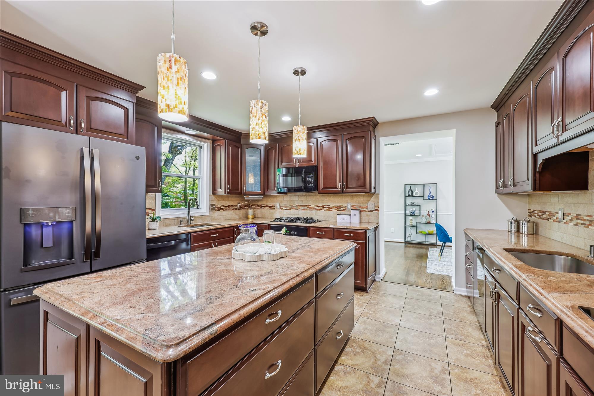 10711 Huntwood Dr