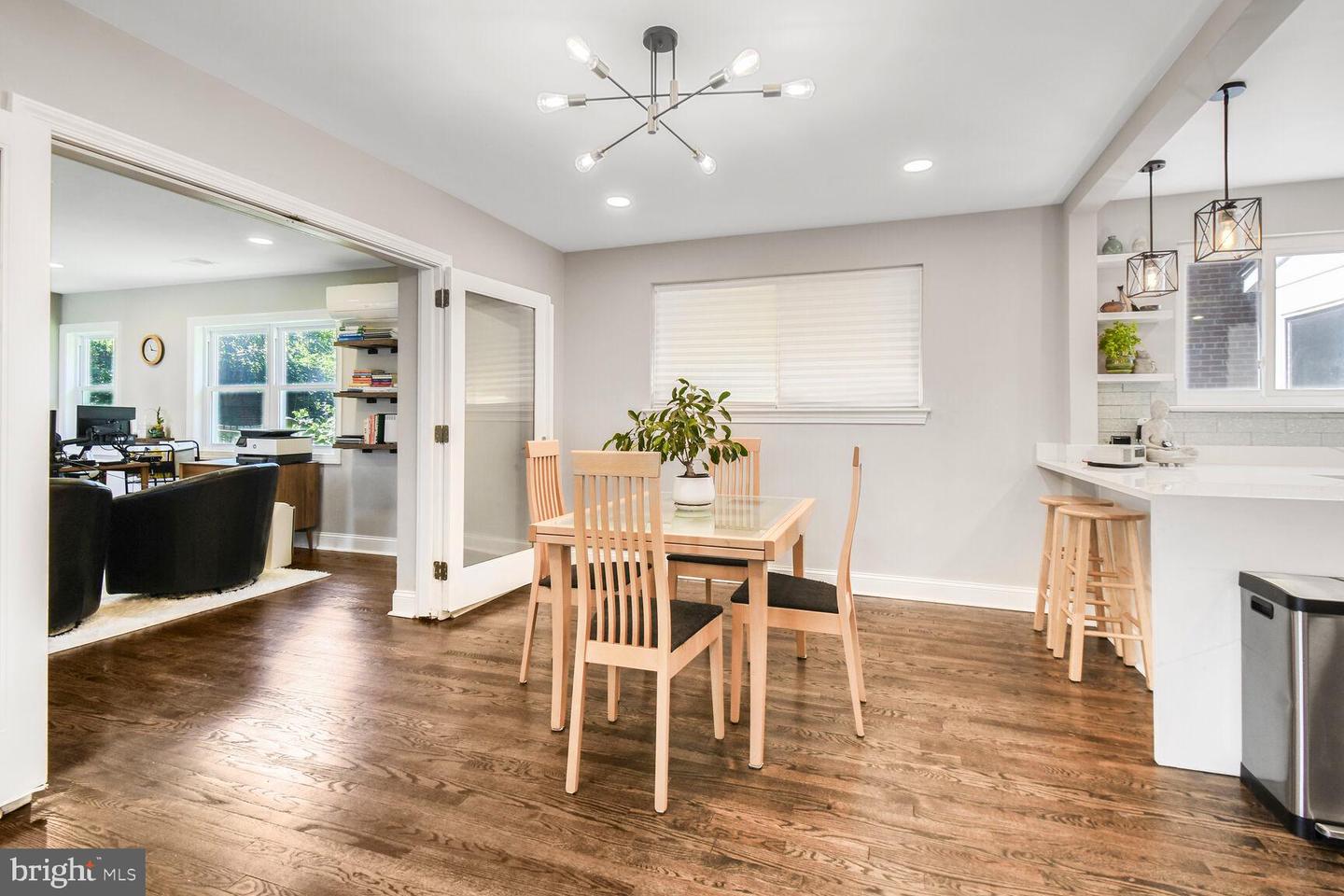 7603 Hammond Ave