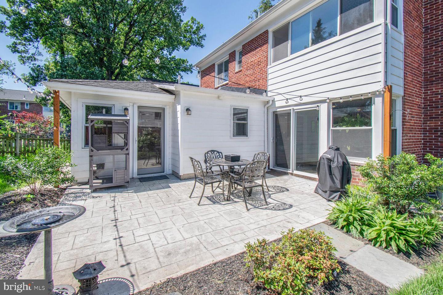 7603 Hammond Ave