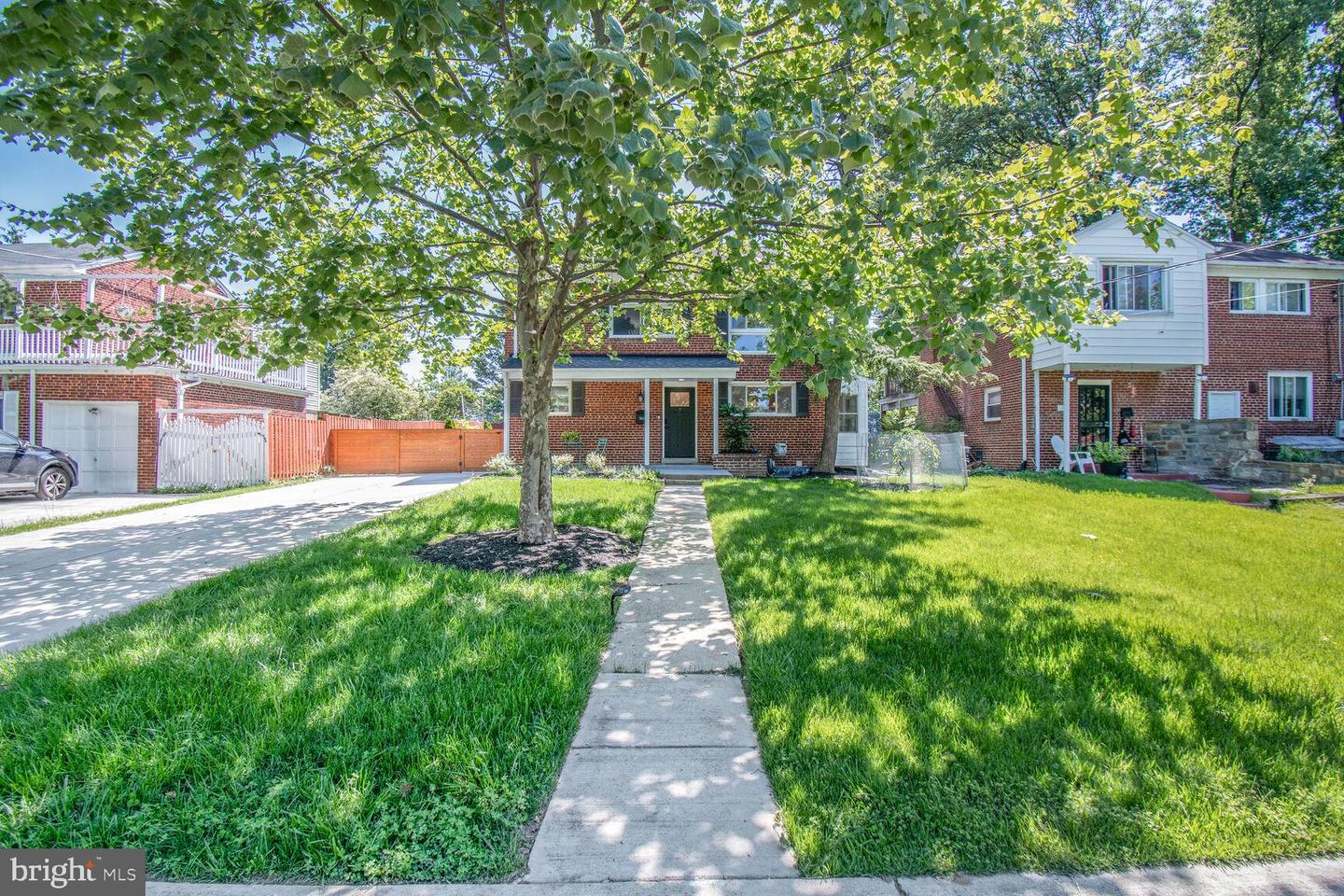 7603 Hammond Ave