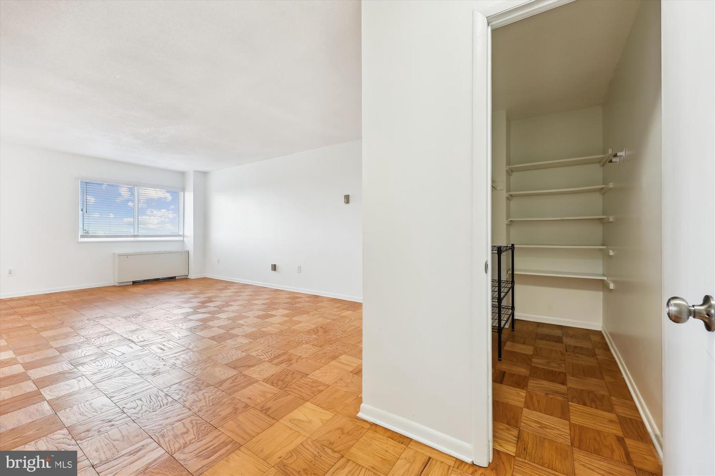 1121 University Blvd W #1105-B