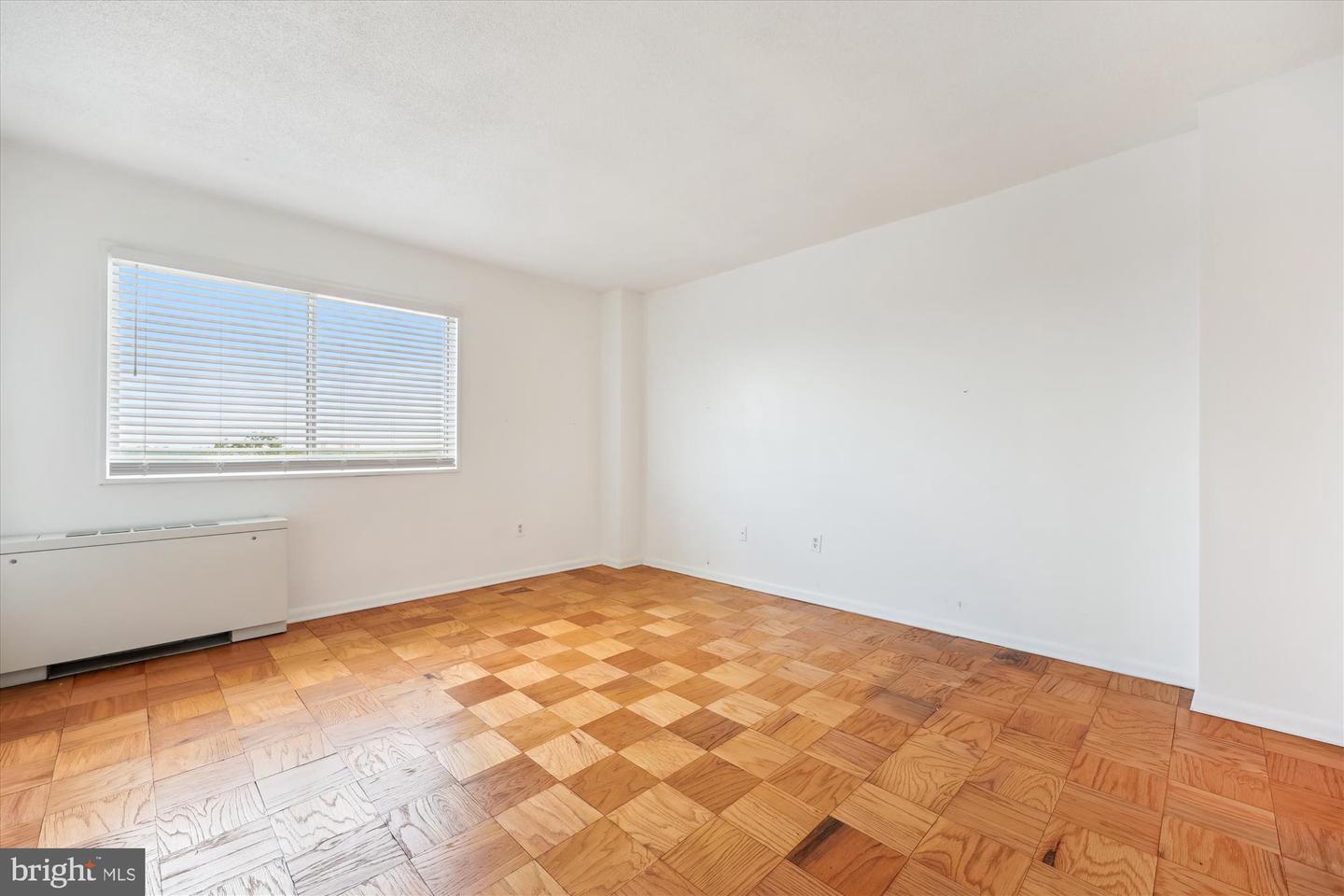 1121 University Blvd W #1105-B