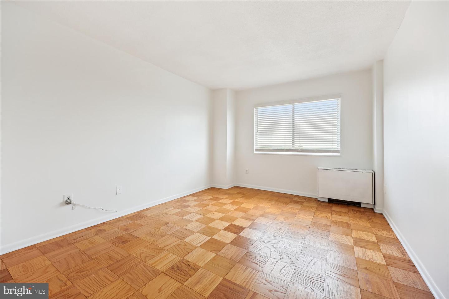 1121 University Blvd W #1105-B