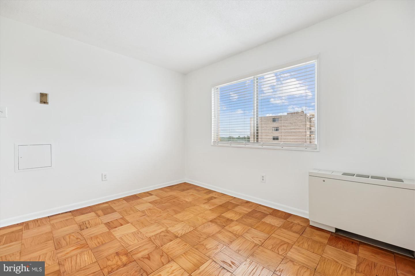 1121 University Blvd W #1105-B