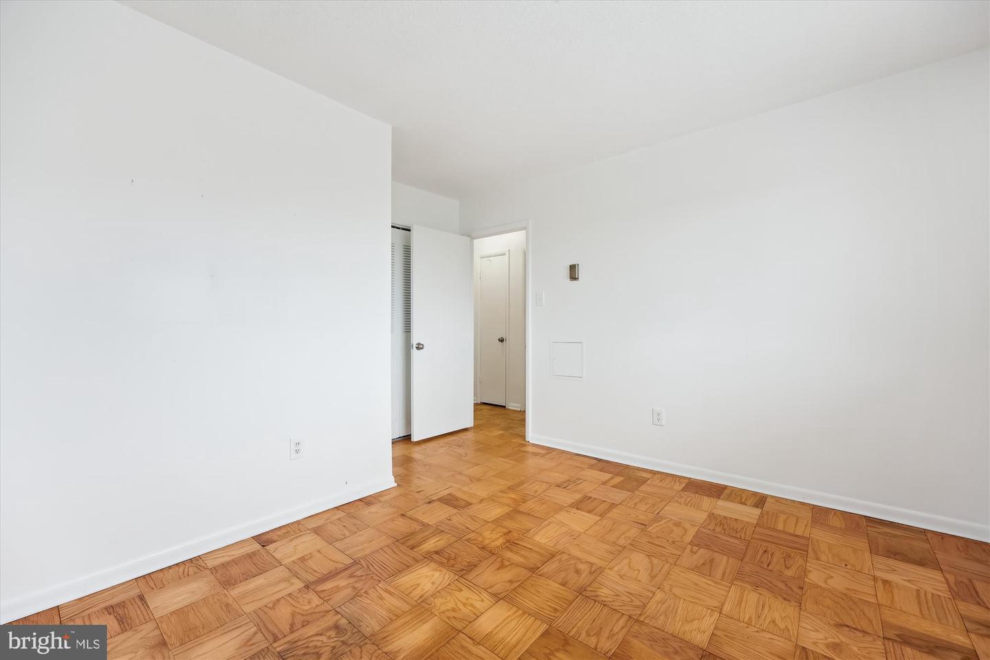 1121 University Blvd W #1105-B