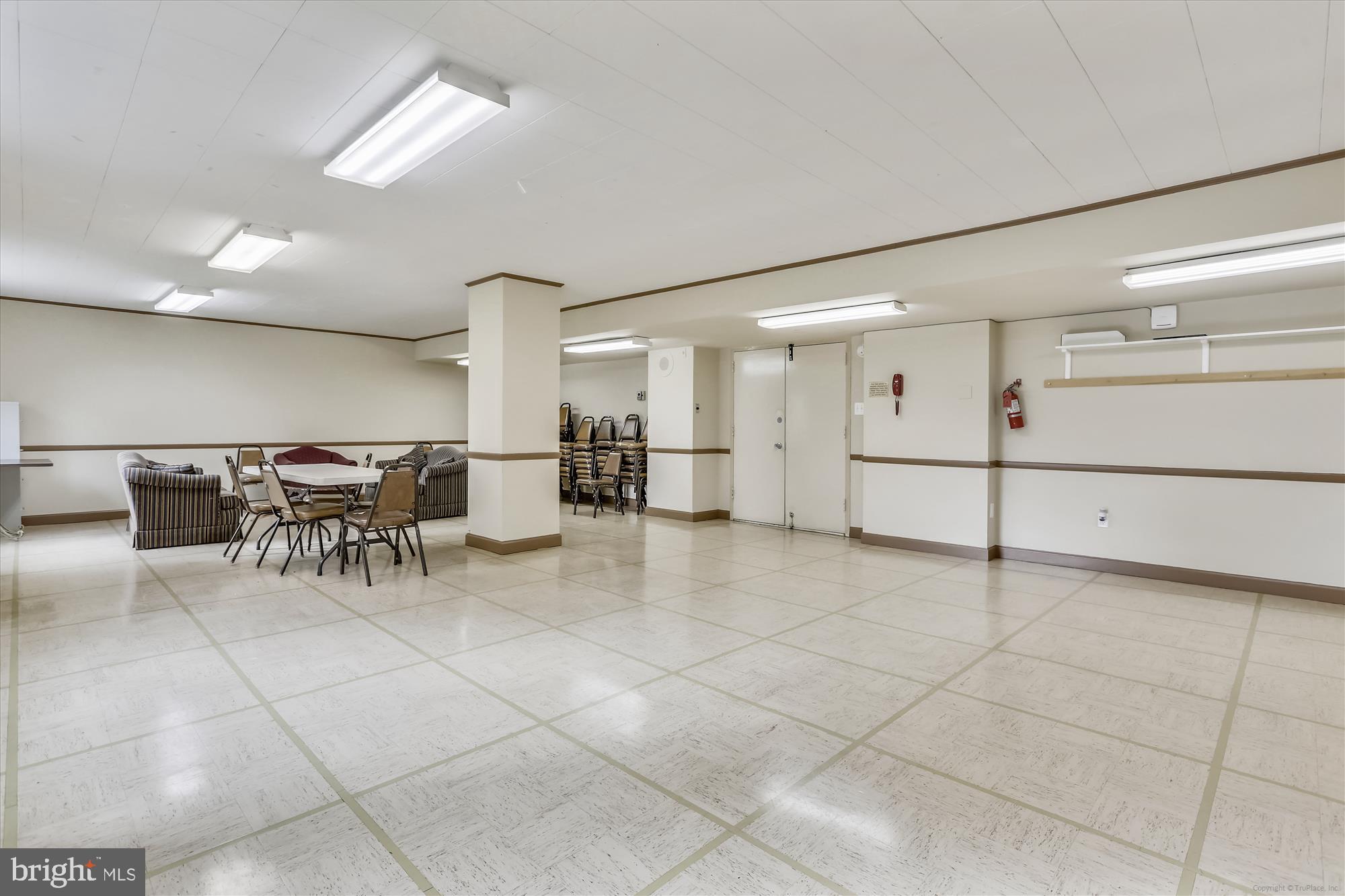 1121 University Blvd W #1105-B