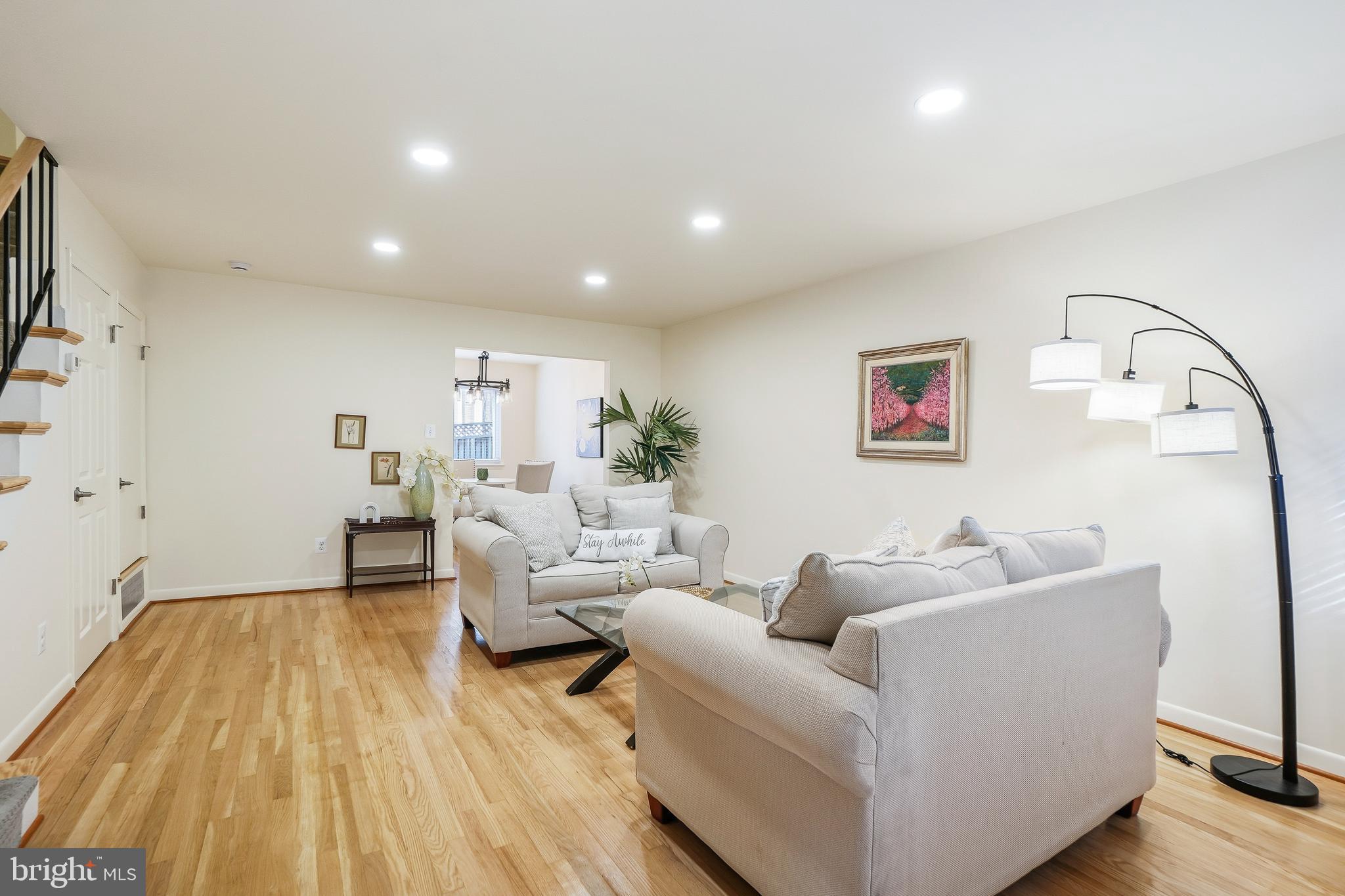 652 KENNEBEC AVENUE 2