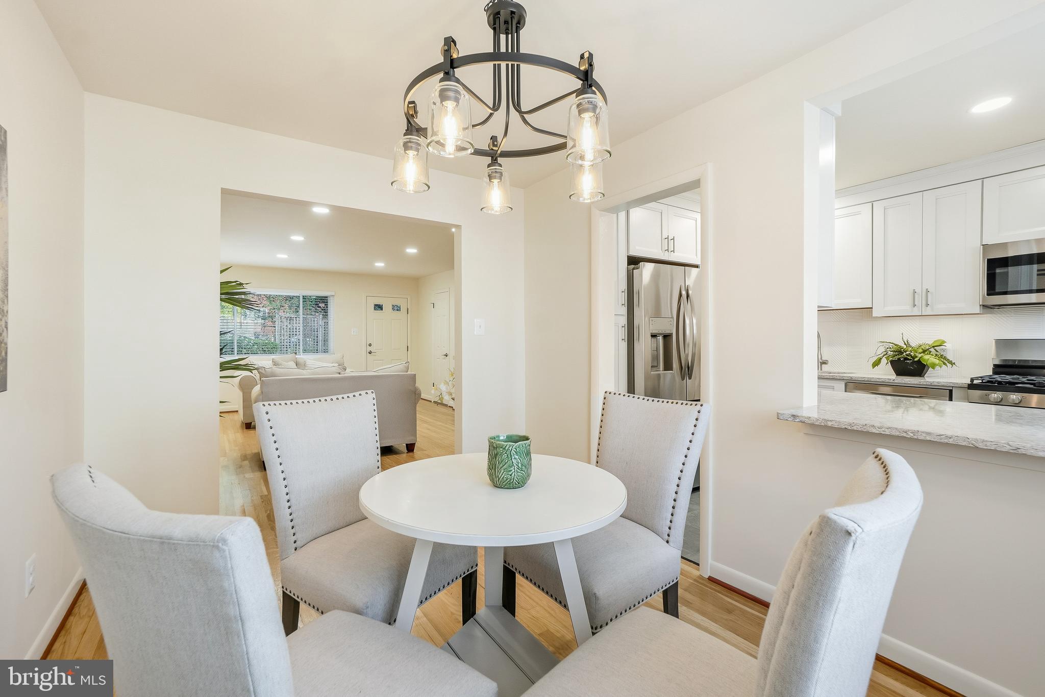 652 KENNEBEC AVENUE 2