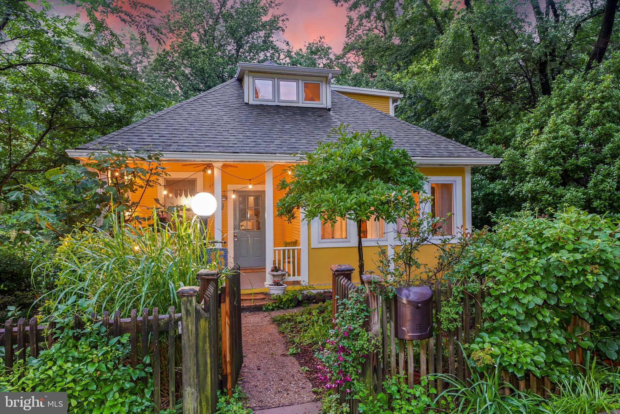 15 Jefferson Ave