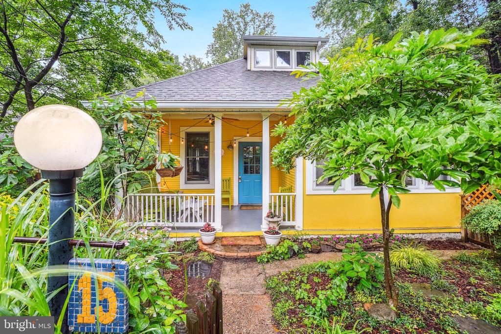 15 Jefferson Ave