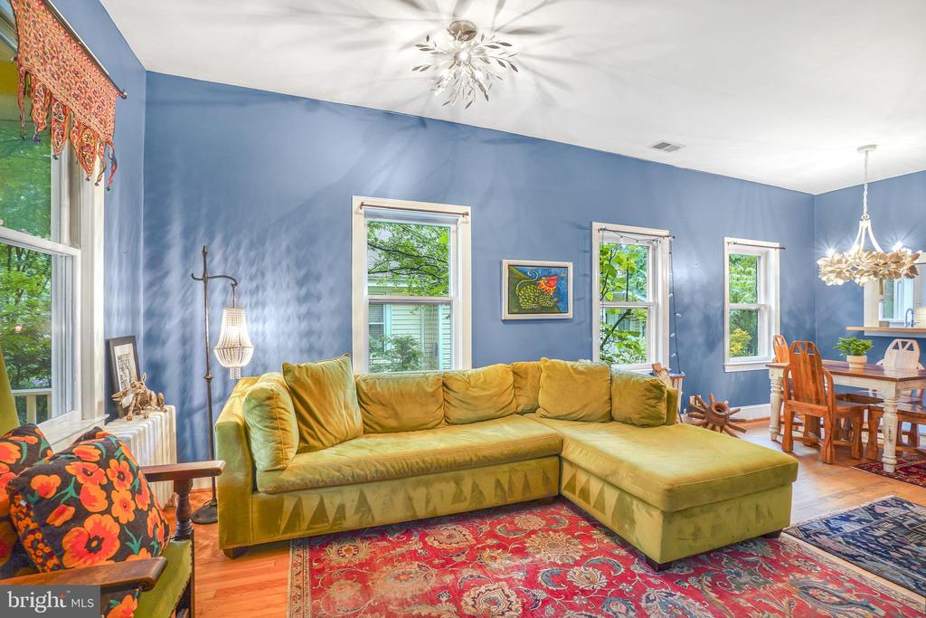 15 Jefferson Ave