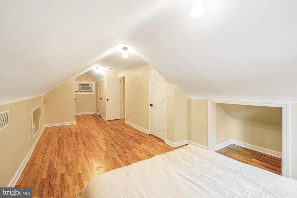 7906 Garland Ave