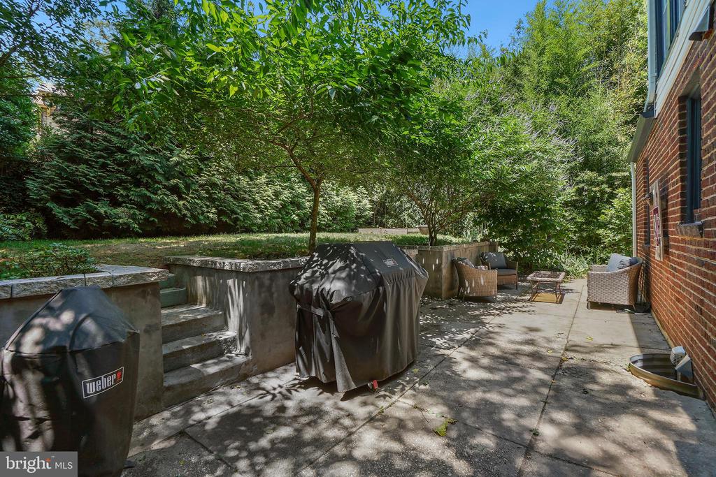 7906 Garland Ave
