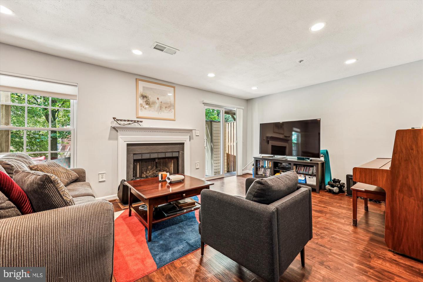 11249 Watermill Ln