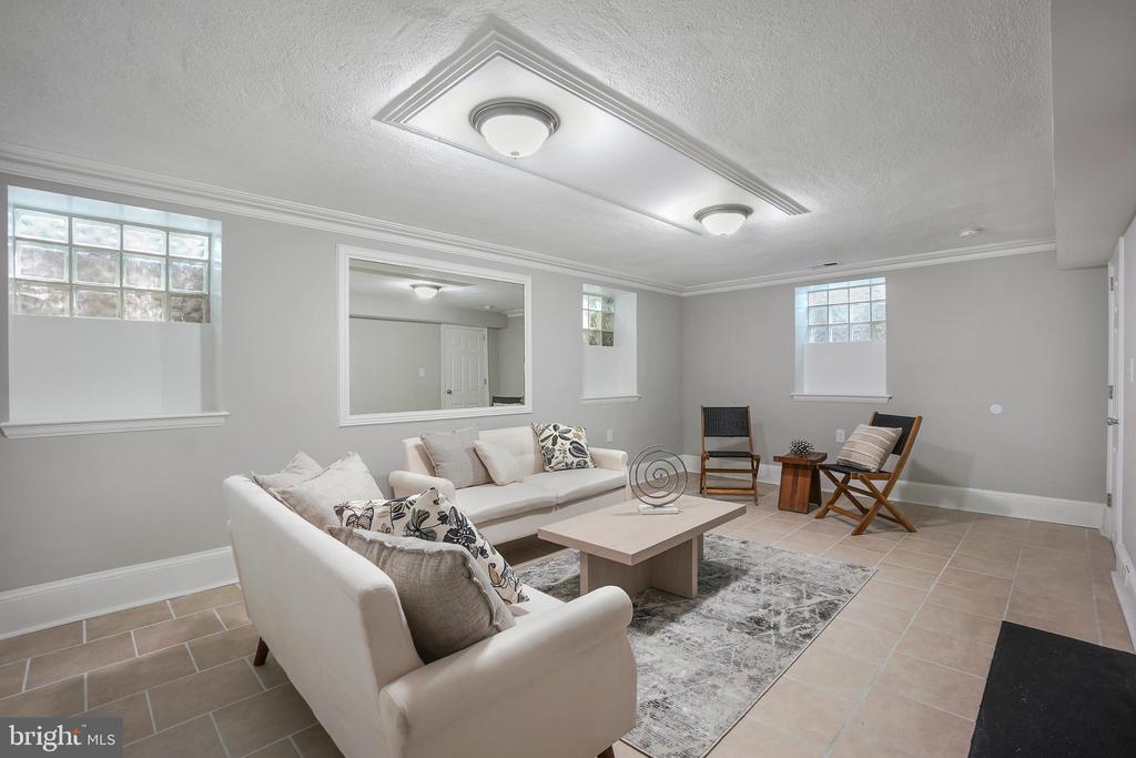 514 Silver Spring Ave