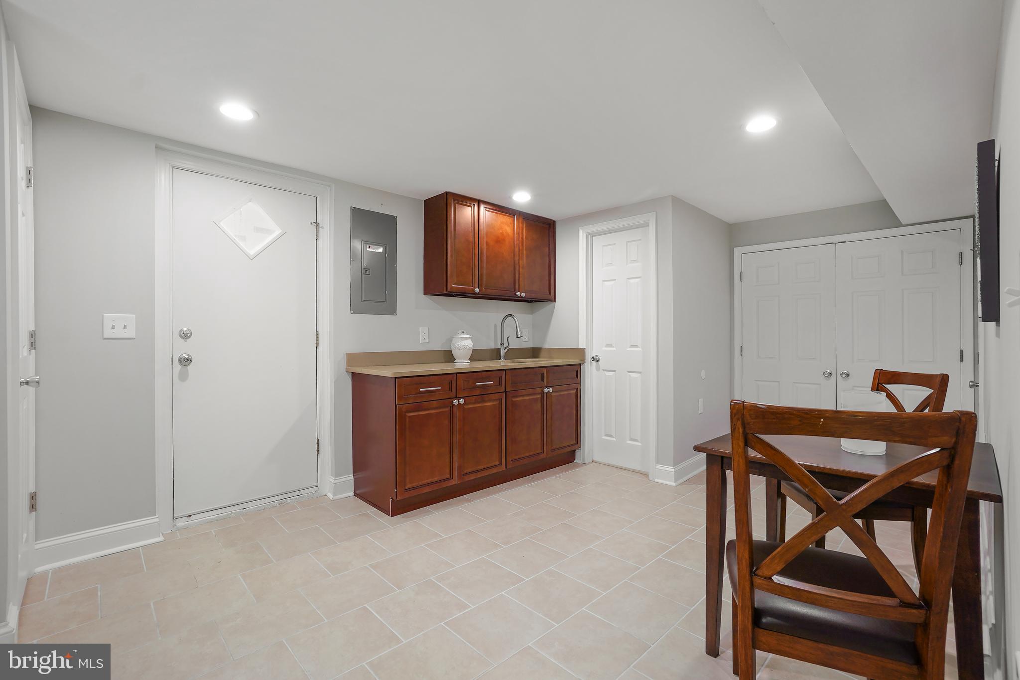 514 Silver Spring Ave