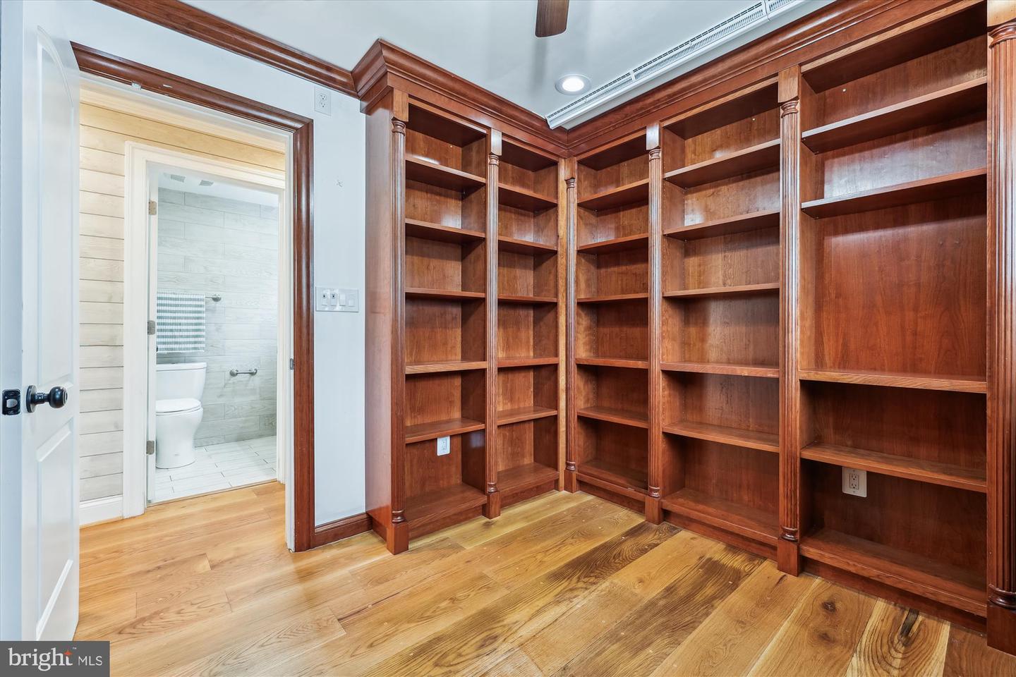 11218 Monticello Ave