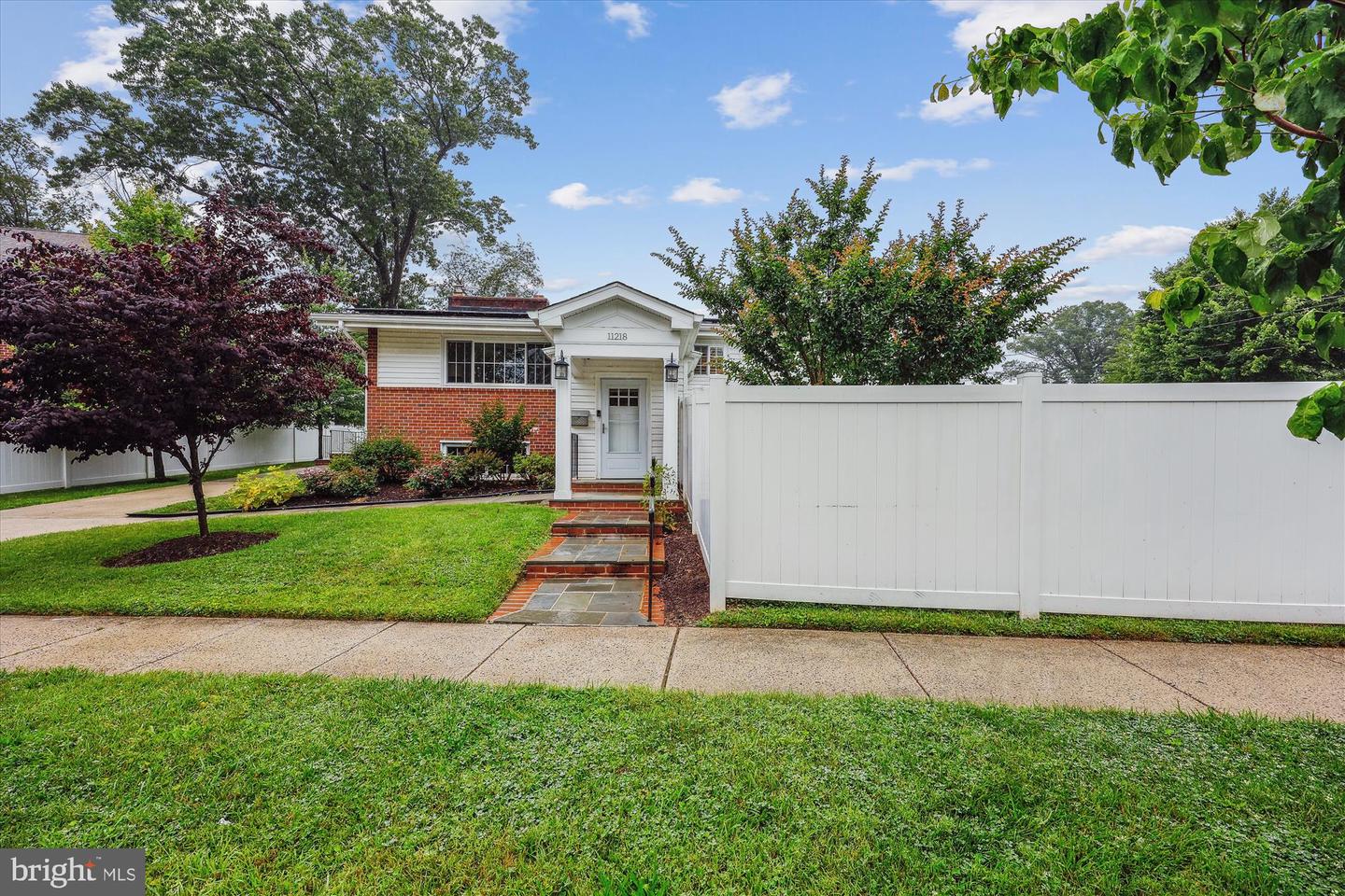 11218 Monticello Ave