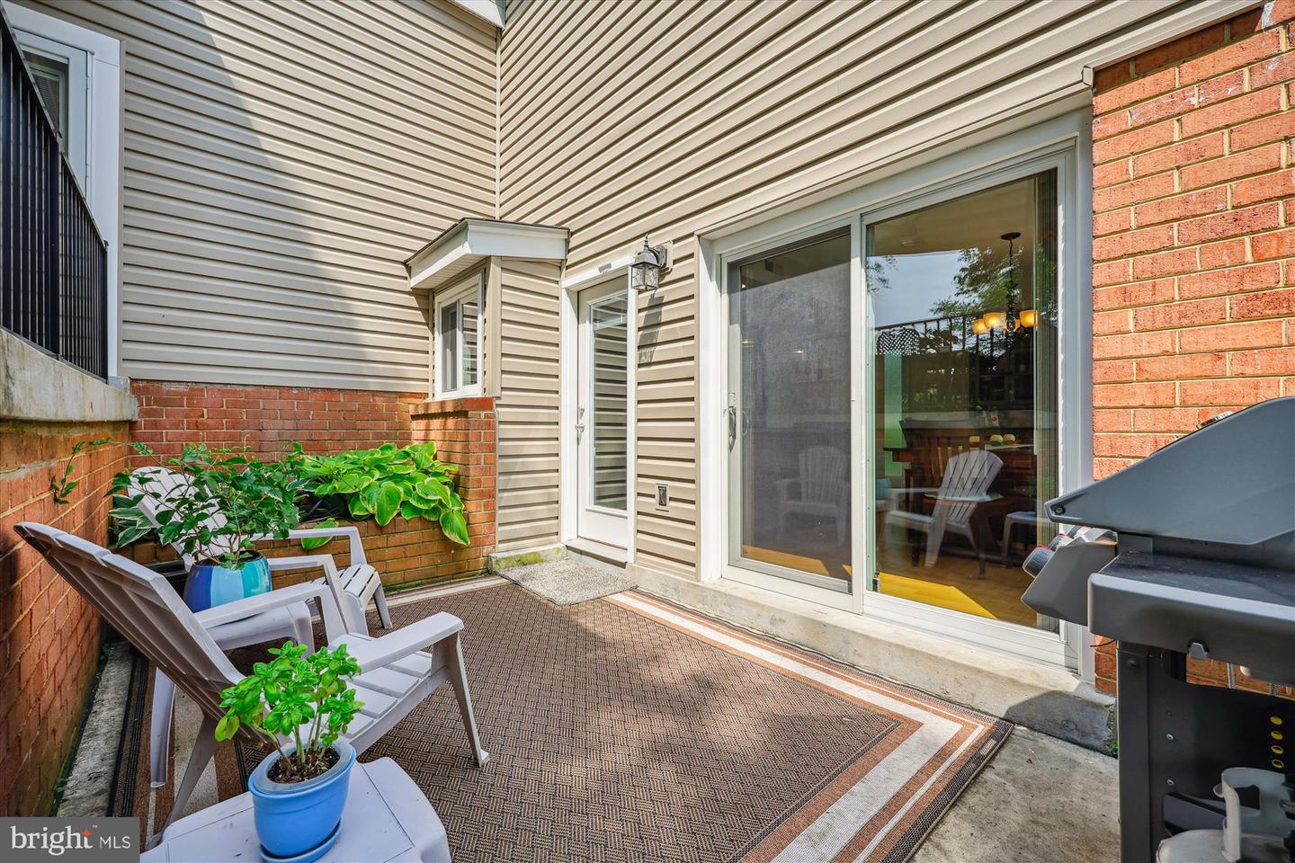 904 Hyde Rd