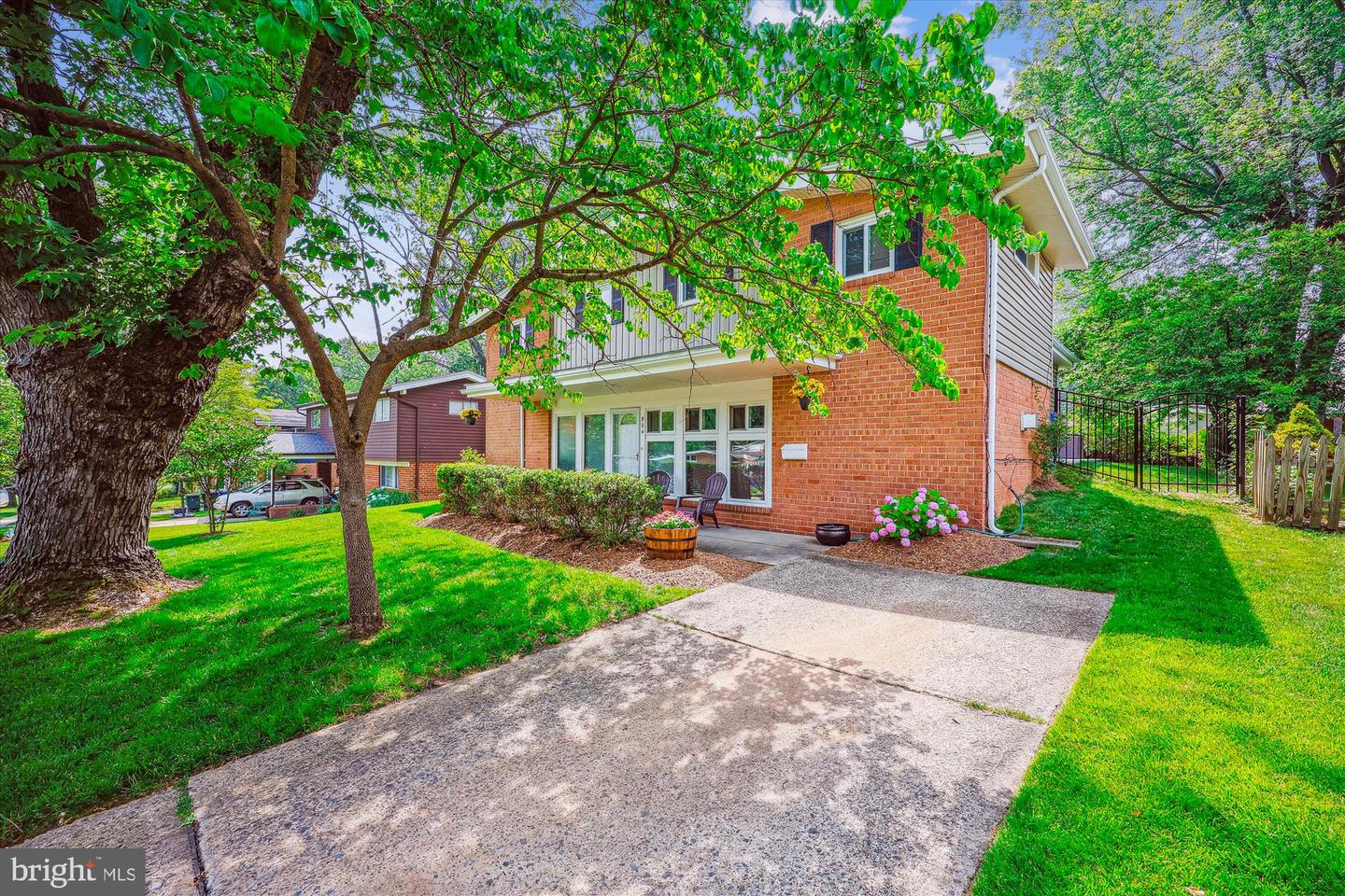 904 Hyde Rd