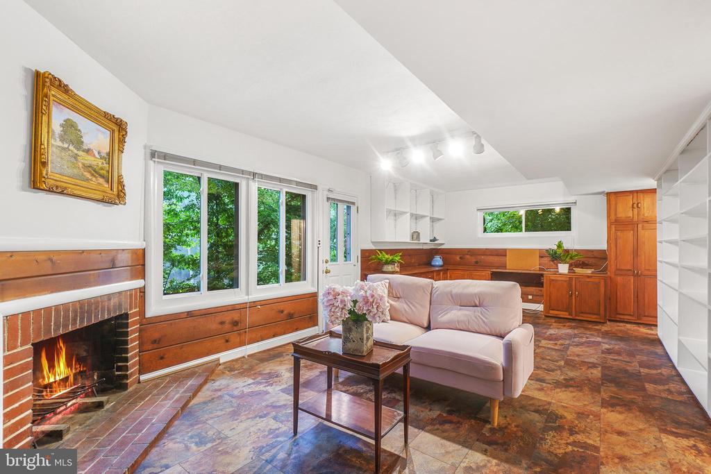 8101 Sligo Creek Pkwy