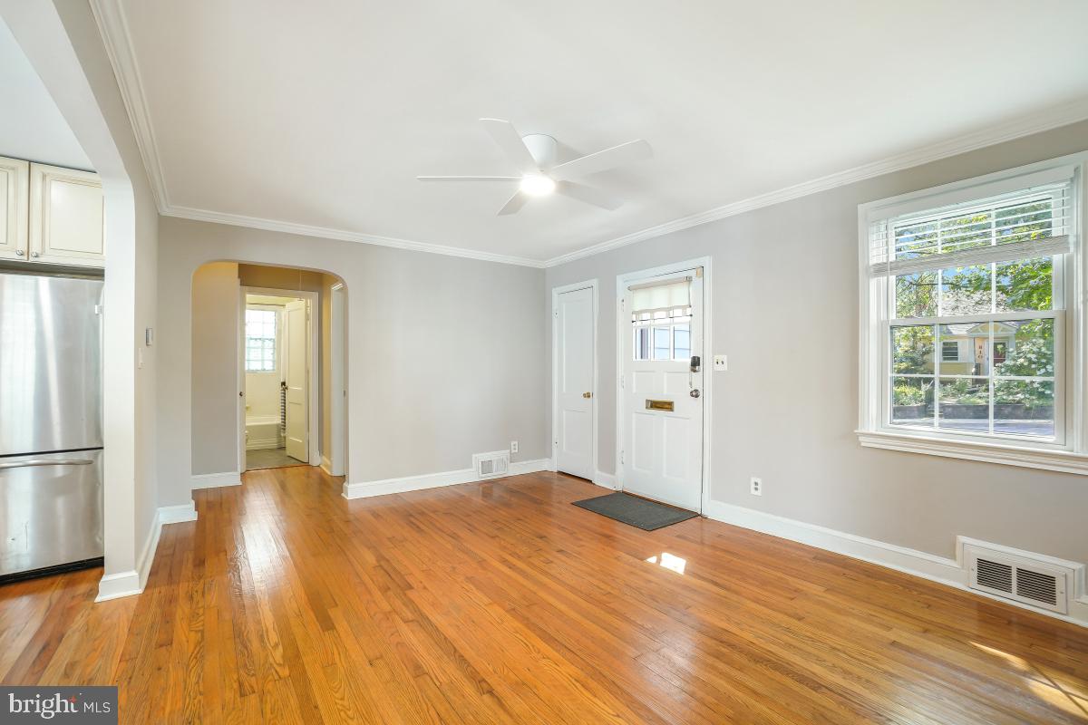 811 Langley Dr