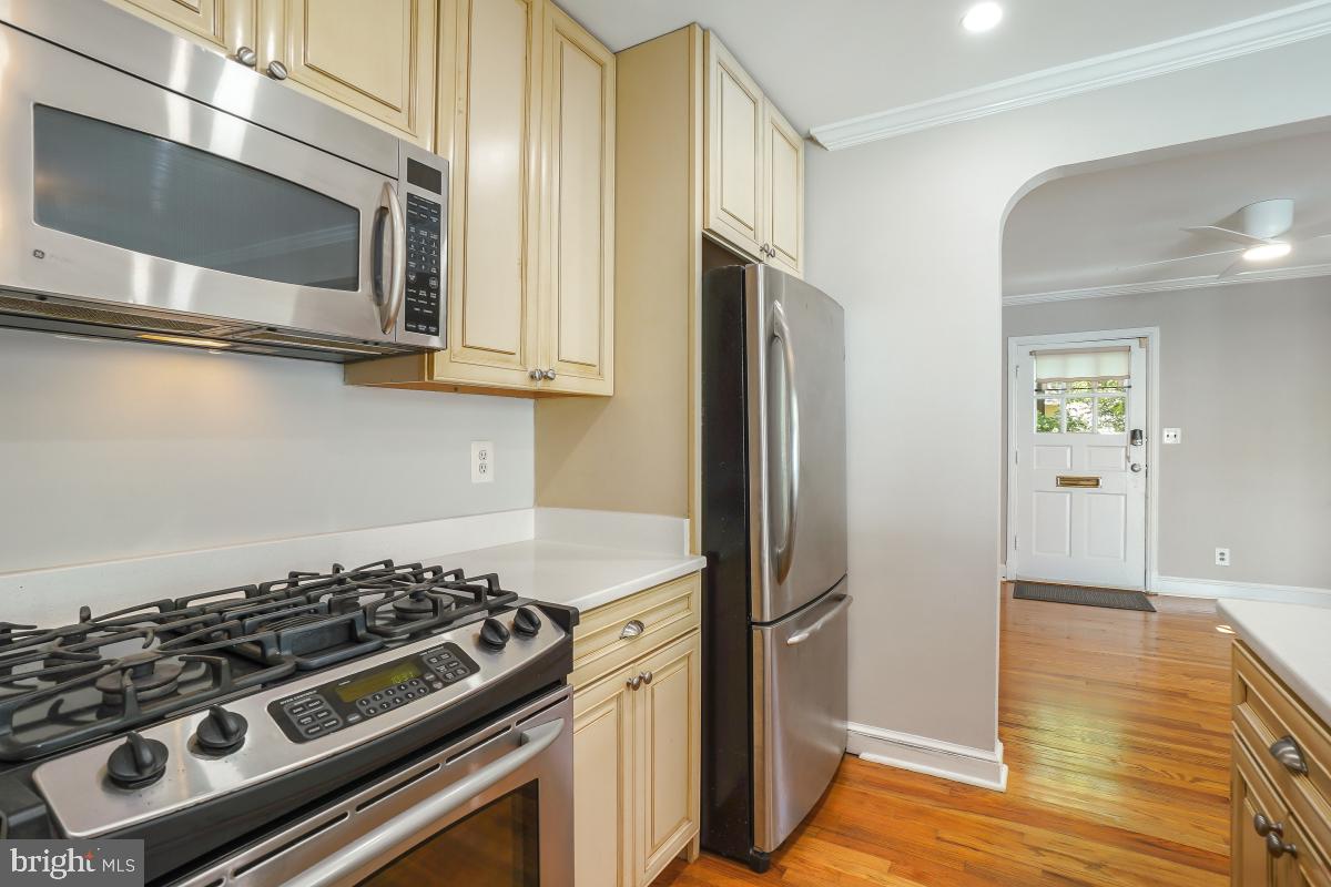 811 Langley Dr