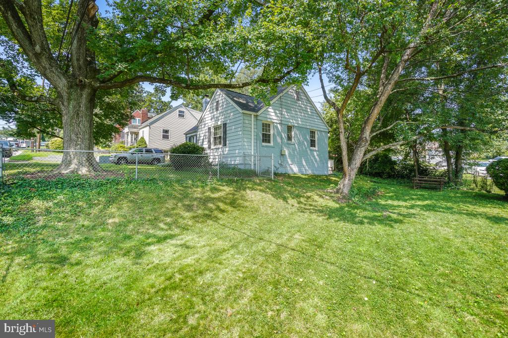 811 Langley Dr