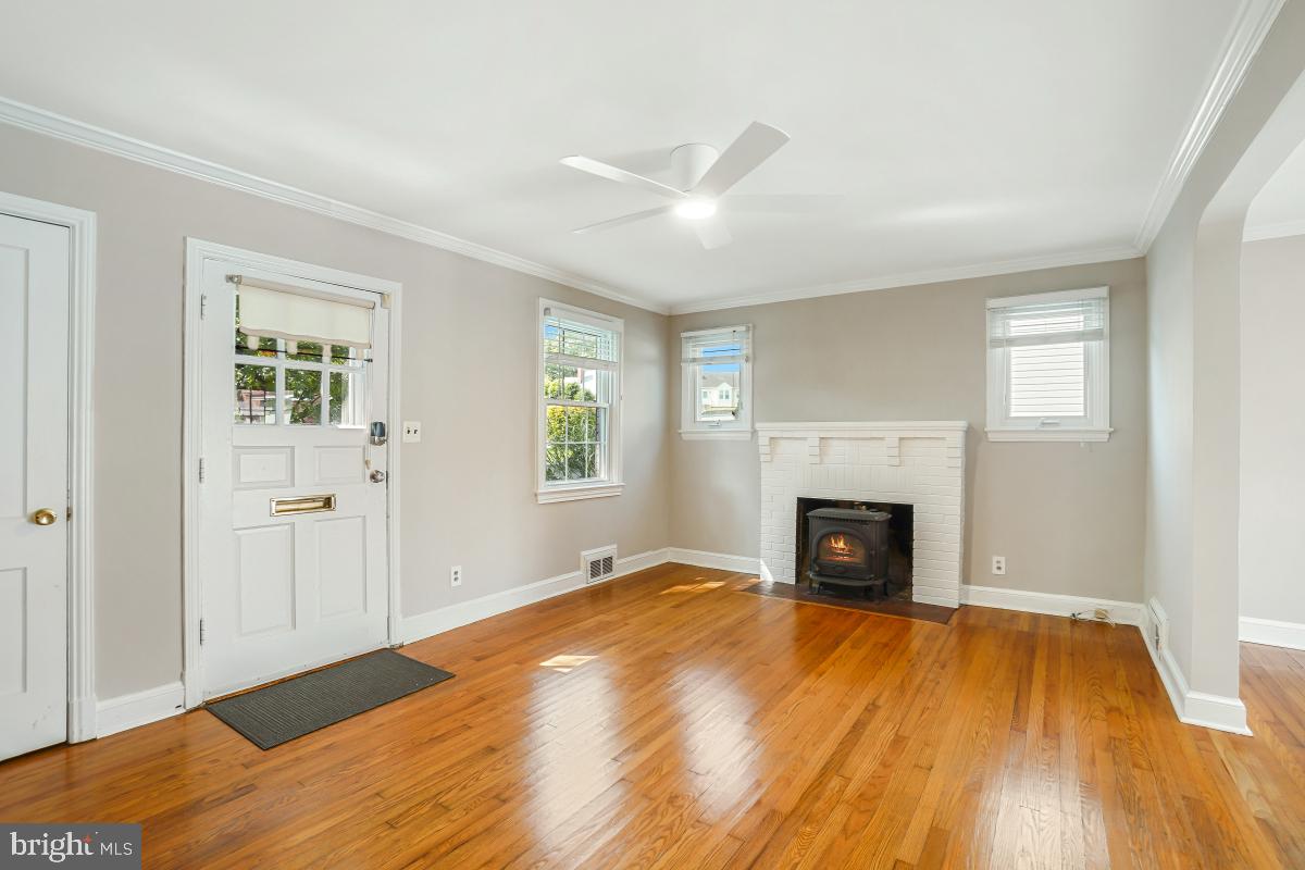 811 Langley Dr