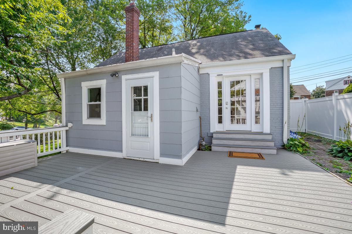 811 Langley Dr