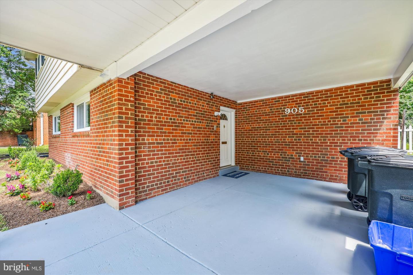 905 Kenbrook Dr