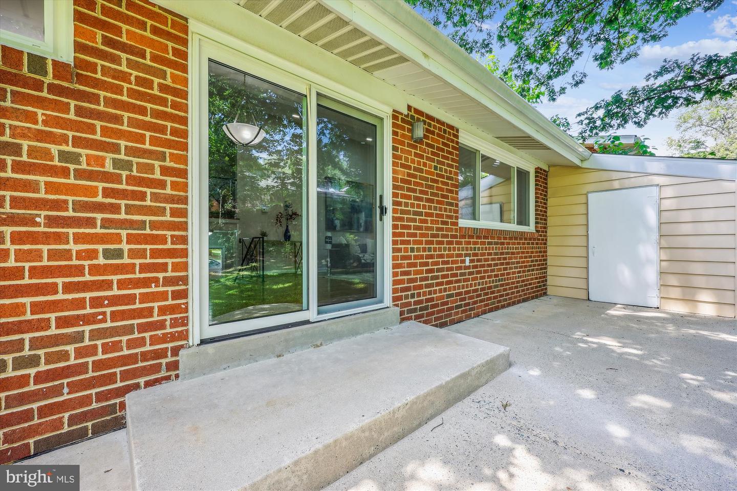 905 Kenbrook Dr