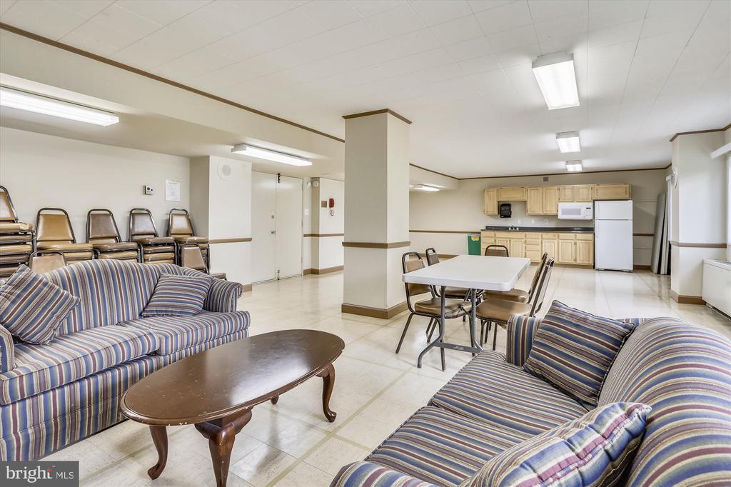 1121 University Blvd W #1008-B